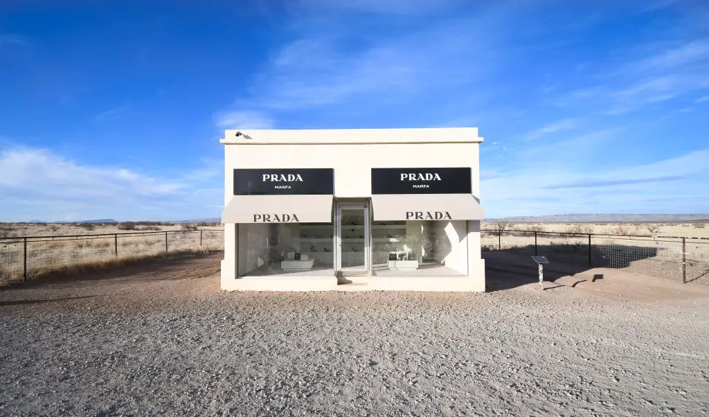 The New Retail Space Race 2 david solce cj RcA 5Hw0 unsplash